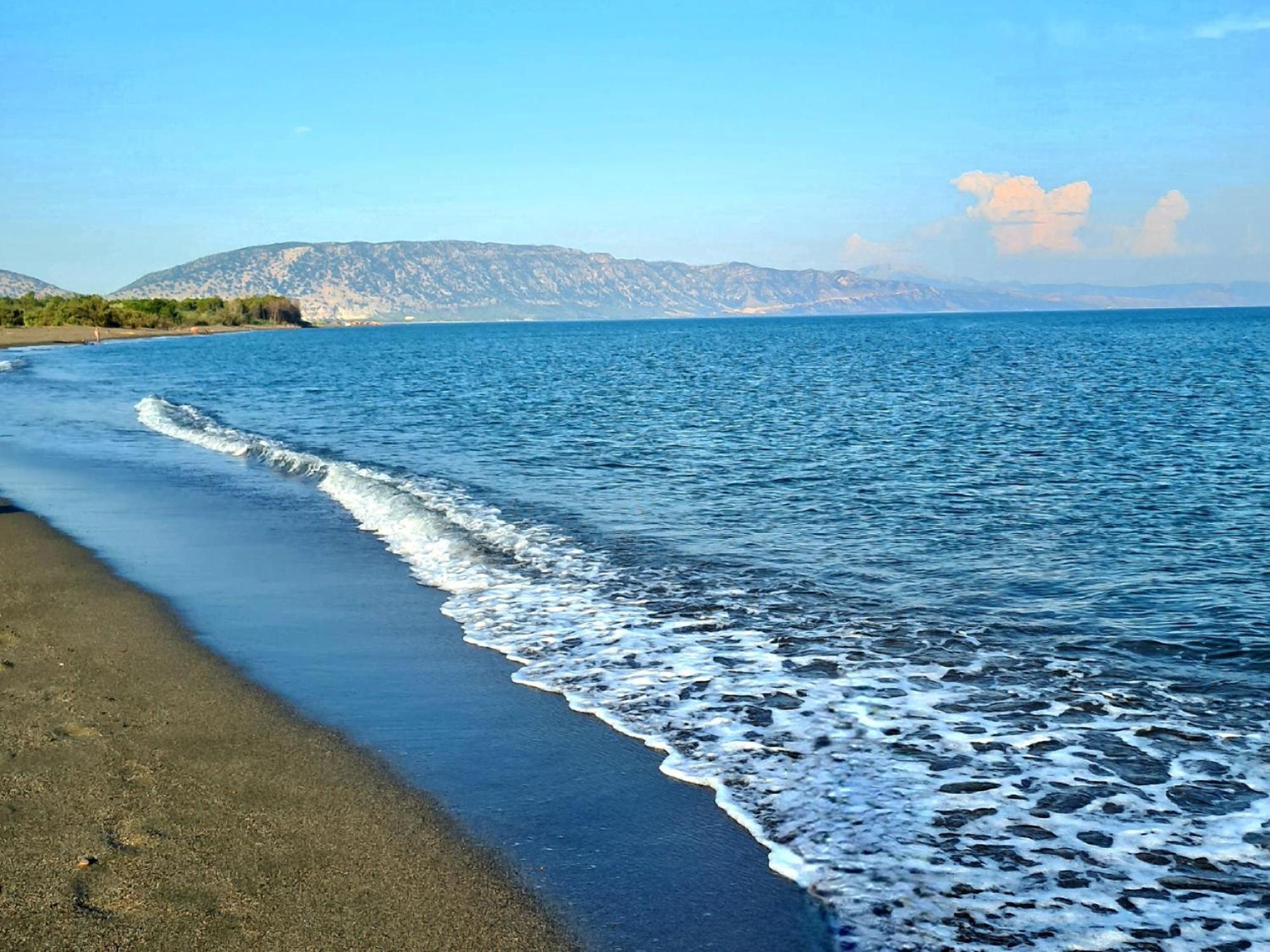 Hotel Gonaj Velipoja Kültér fotó