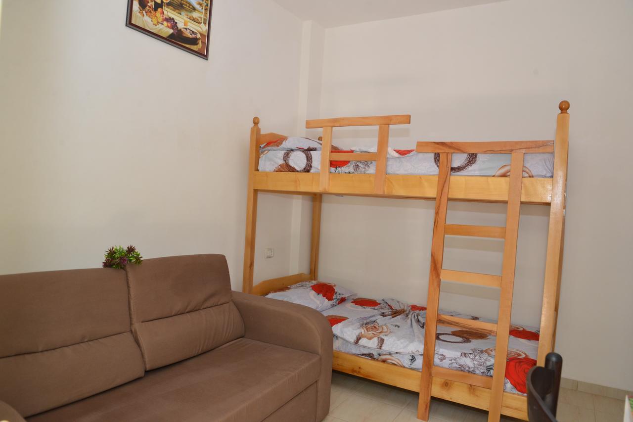 Hotel Gonaj Velipoja Kültér fotó