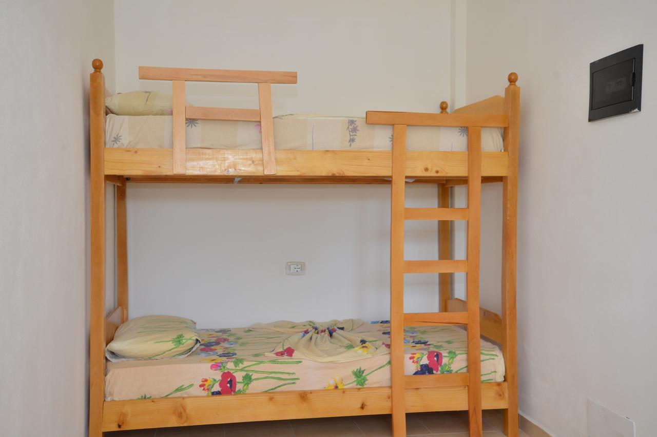 Hotel Gonaj Velipoja Kültér fotó